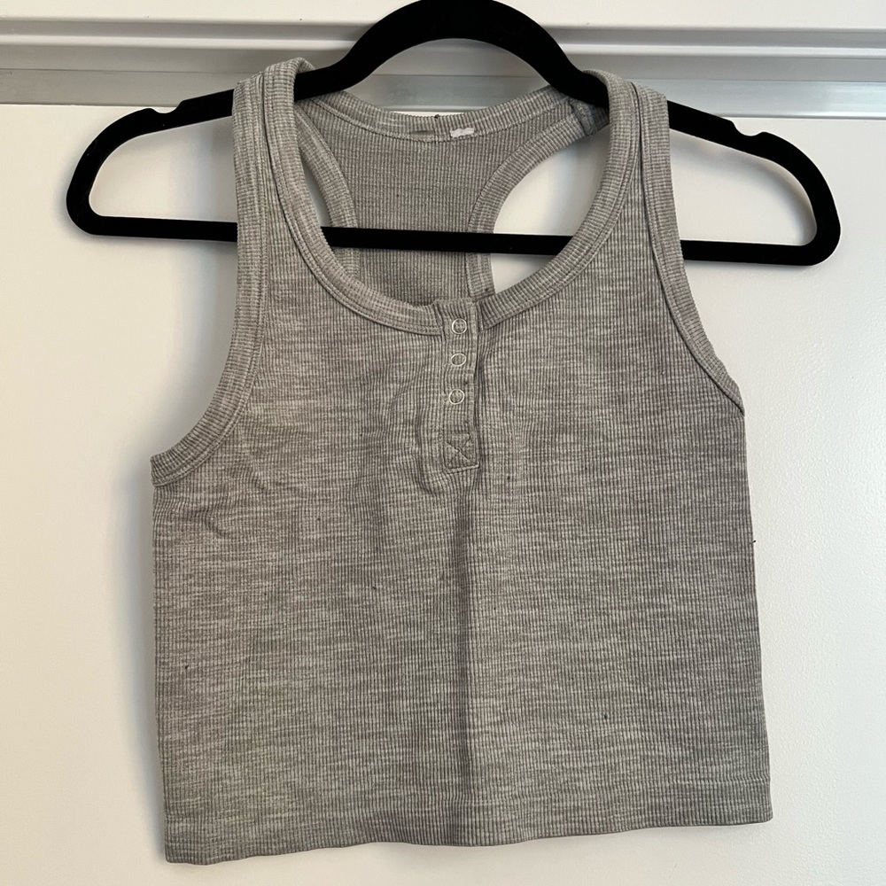 Gray Sleeveless Ribbed Top